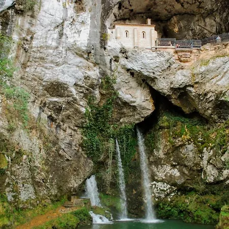 Vacacional Pelicano * Llanes