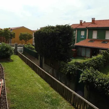 Vacacional Pelicano Appartement Llanes